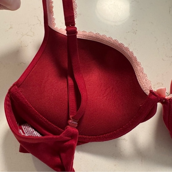 Victoria Secret Body by Victoria Underwire Bra in Deep Red with Molded Cups - Picture 11 of 12